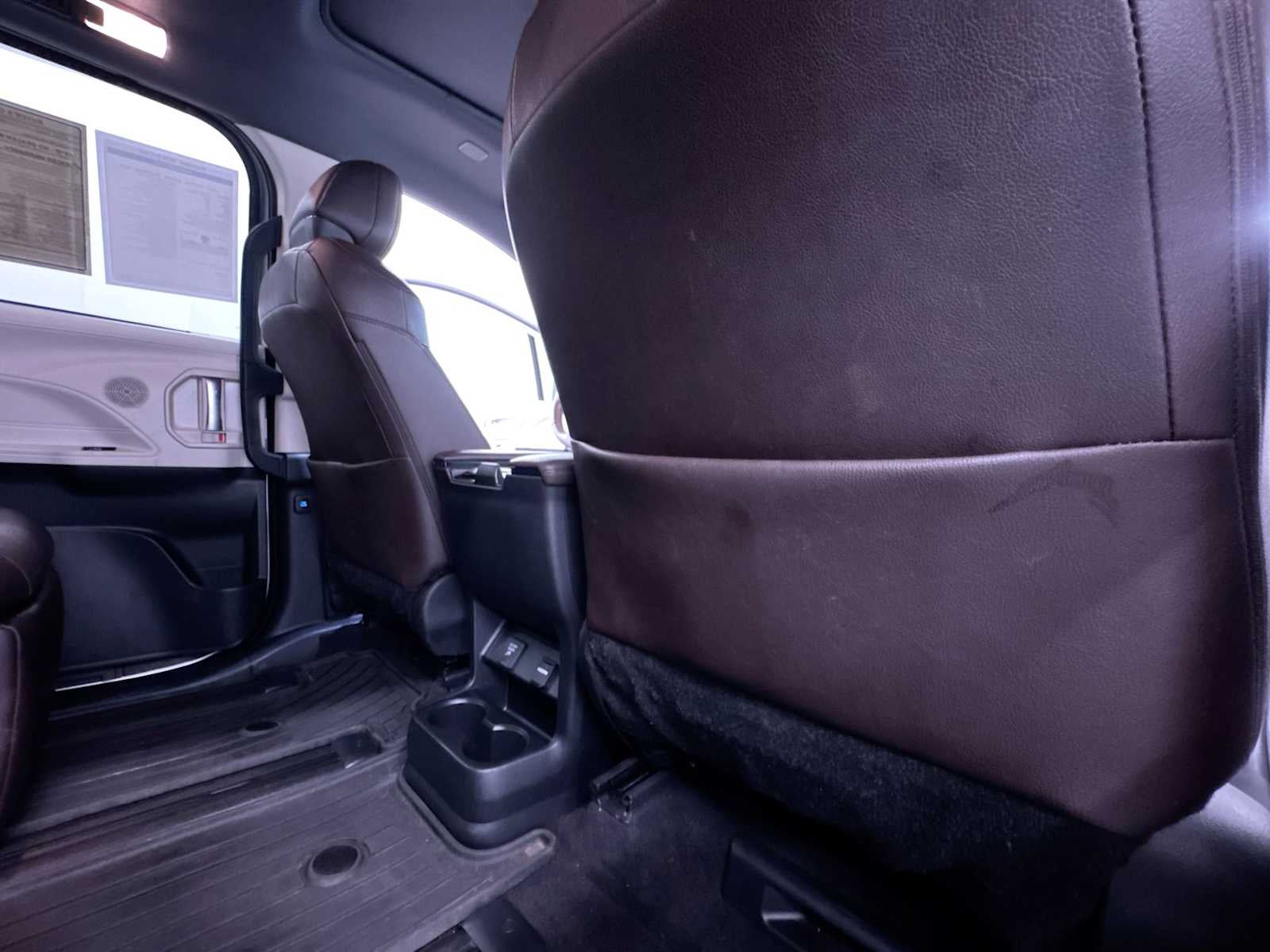 2023 Toyota Sienna Platinum