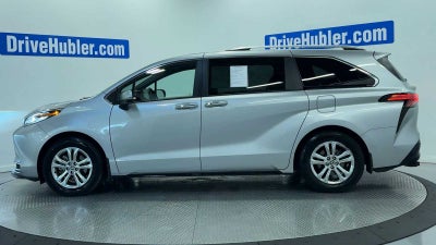 2023 Toyota Sienna Platinum