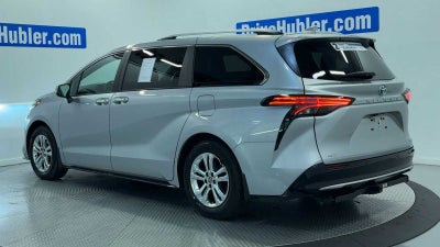 2023 Toyota Sienna Platinum