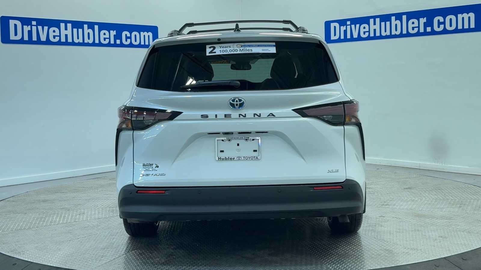 2025 Toyota Sienna XLE