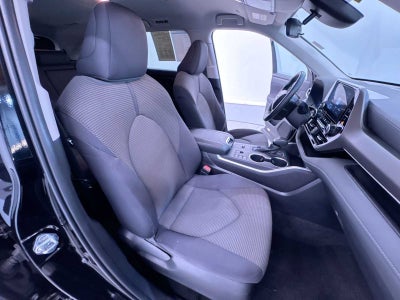 2025 Toyota Highlander LE