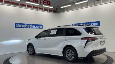 2024 Toyota Sienna XLE