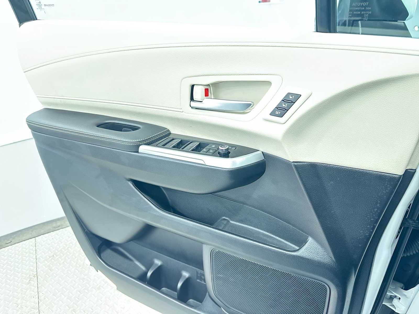 2025 Toyota Sienna Limited