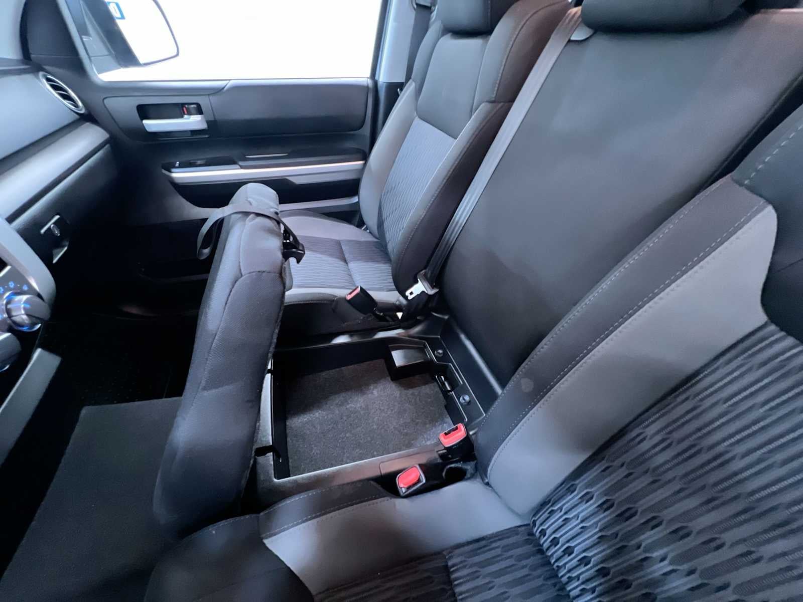 2015 Toyota Tundra SR5
