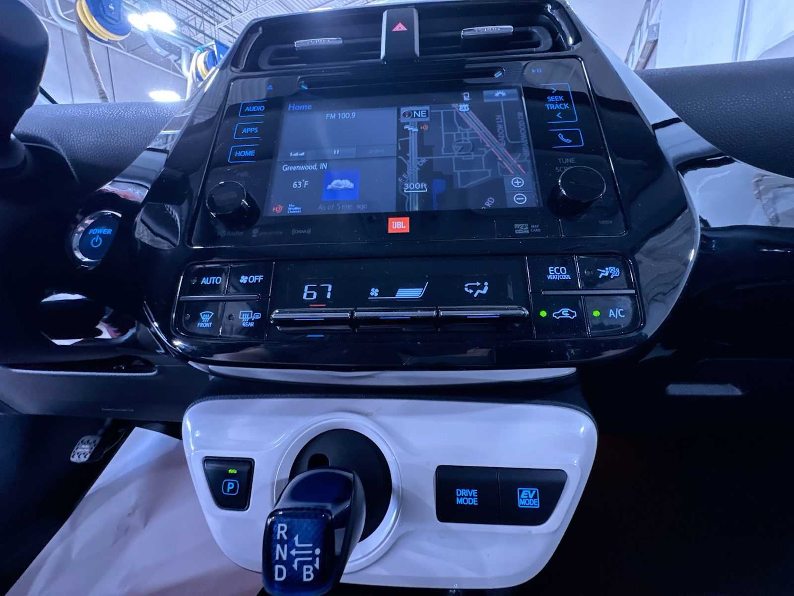 2017 Toyota Prius Four Touring