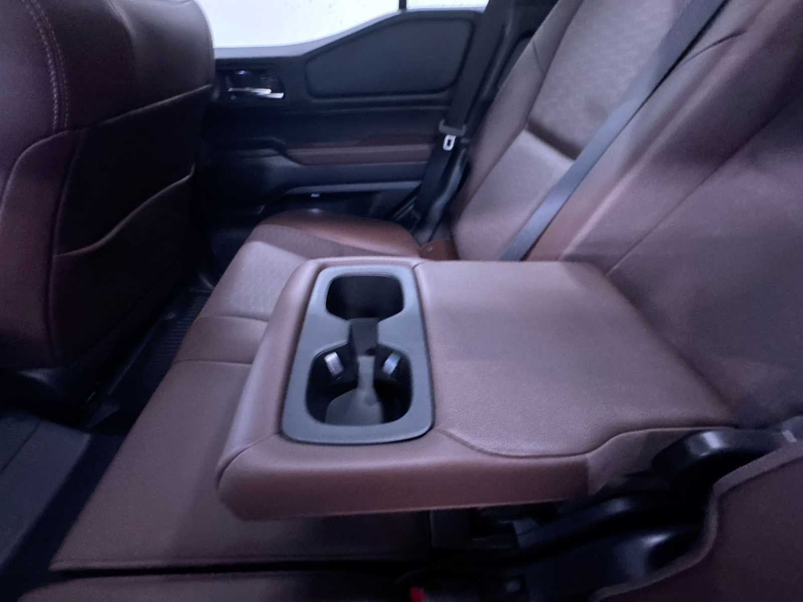 2025 Toyota Land Cruiser 4WD (Natl)