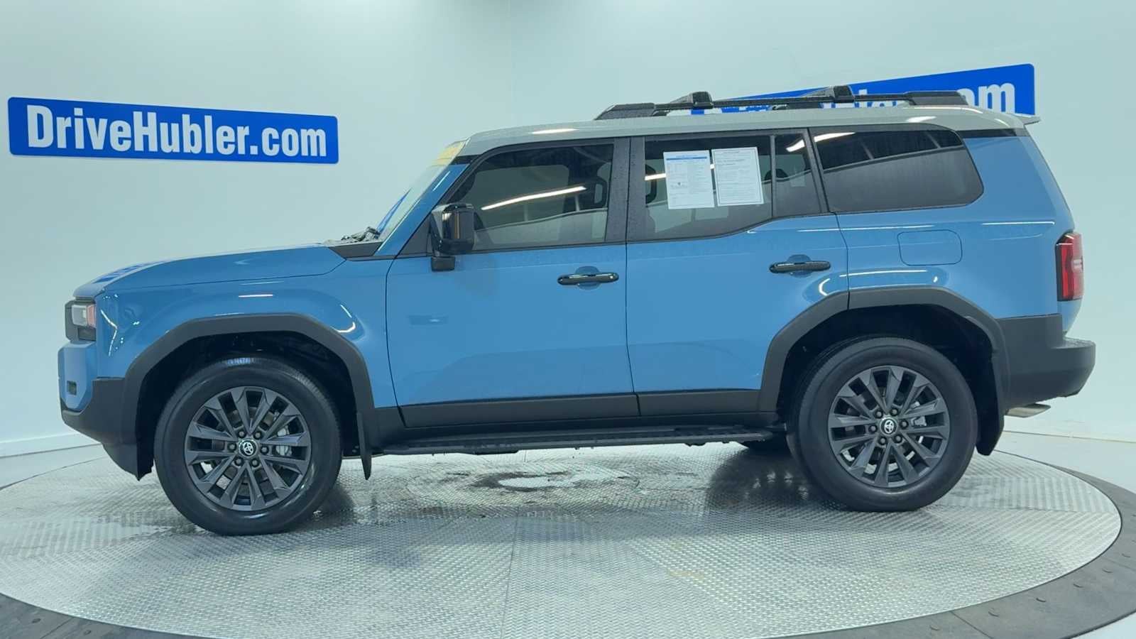 2025 Toyota Land Cruiser 4WD (Natl)