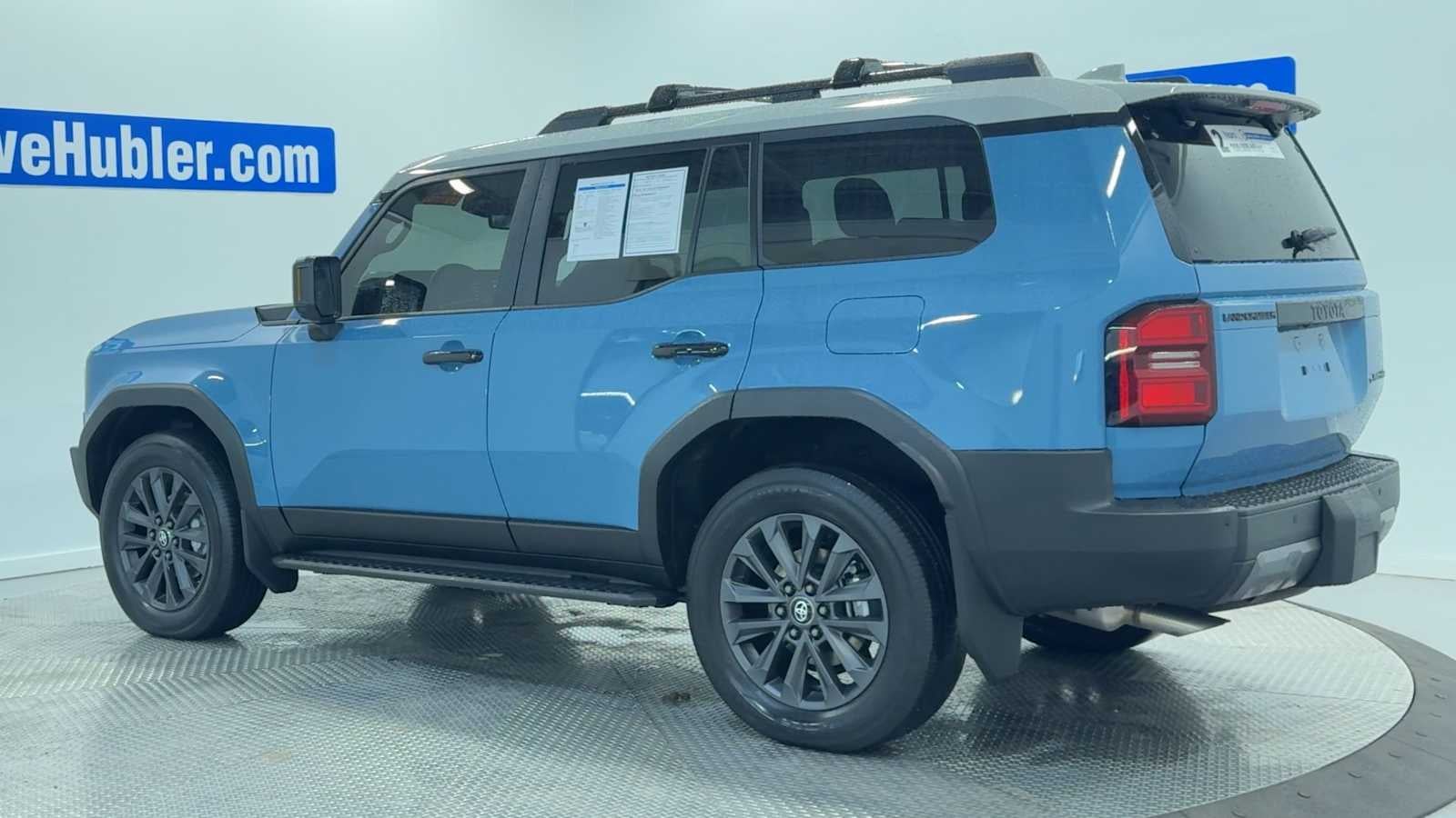 2025 Toyota Land Cruiser 4WD (Natl)