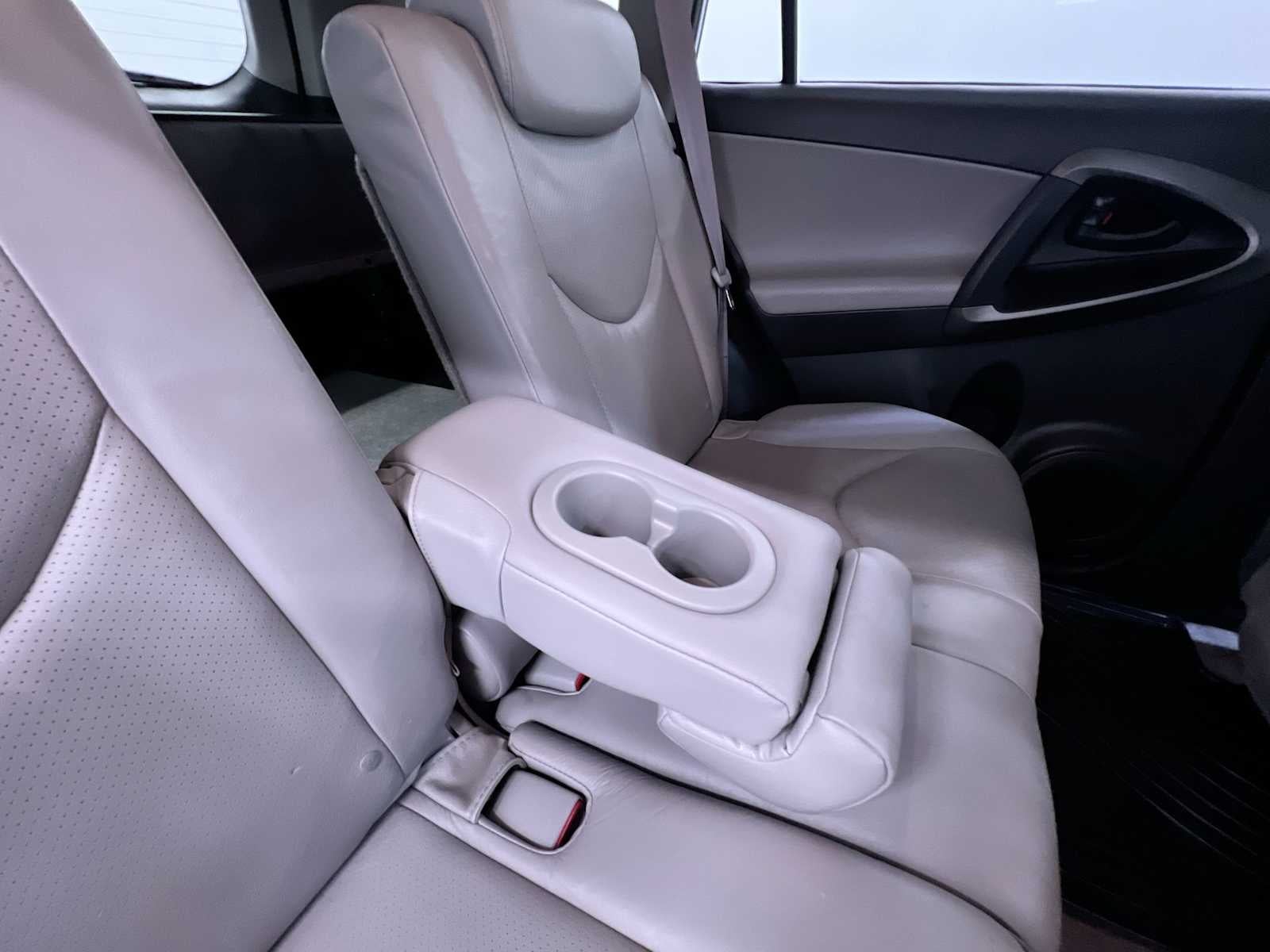 2010 Toyota RAV4 Ltd
