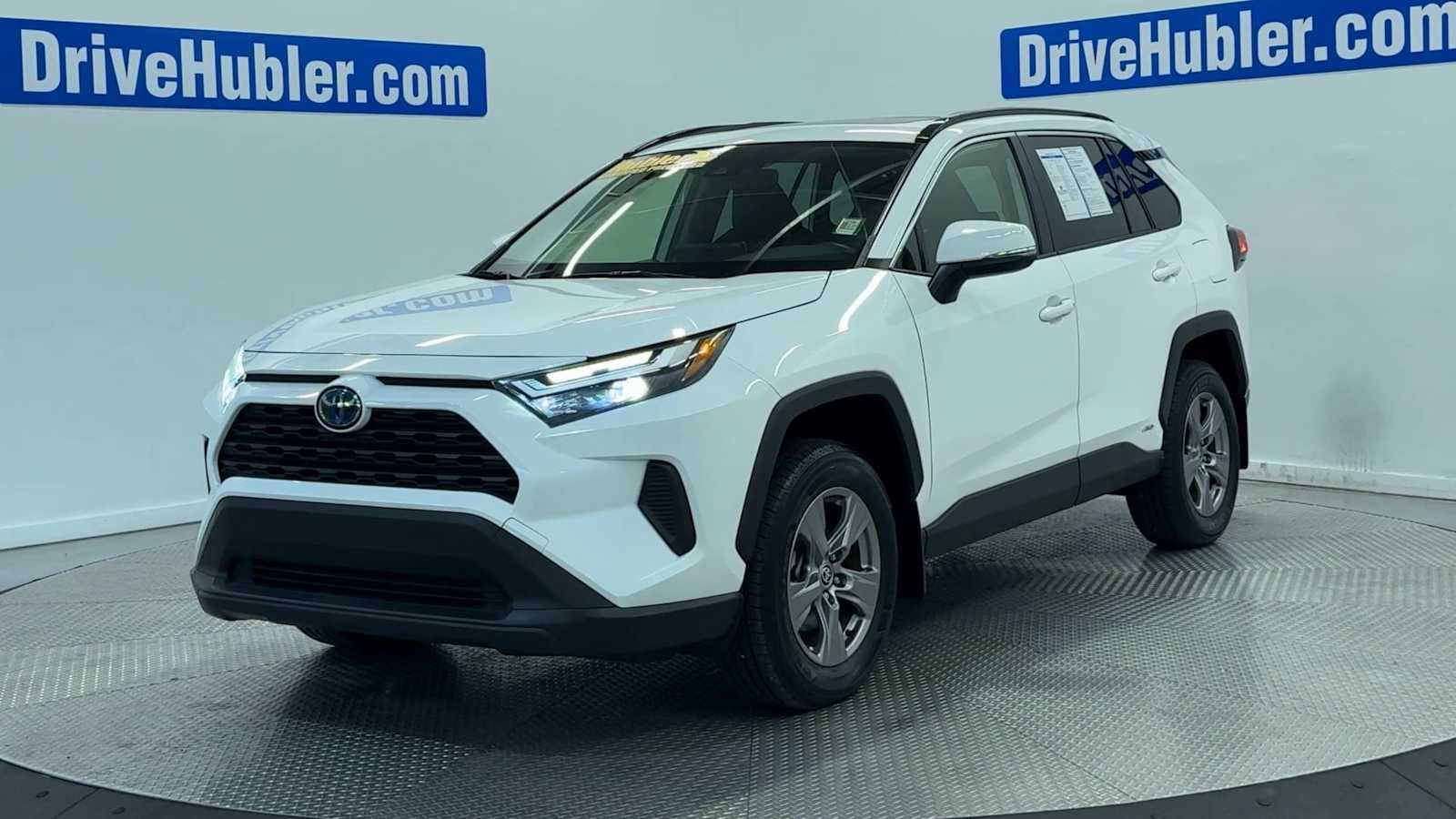 2023 Toyota RAV4 Hybrid XLE