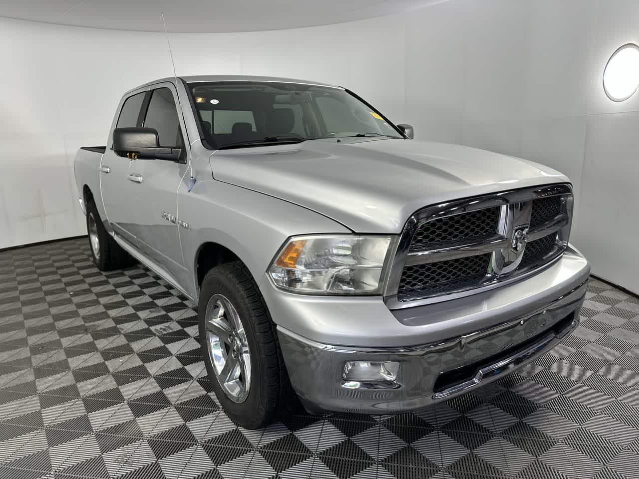 Used 2009 Dodge Ram 1500 Pickup SLT with VIN 1D3HV13T09S817350 for sale in Rushville, IN