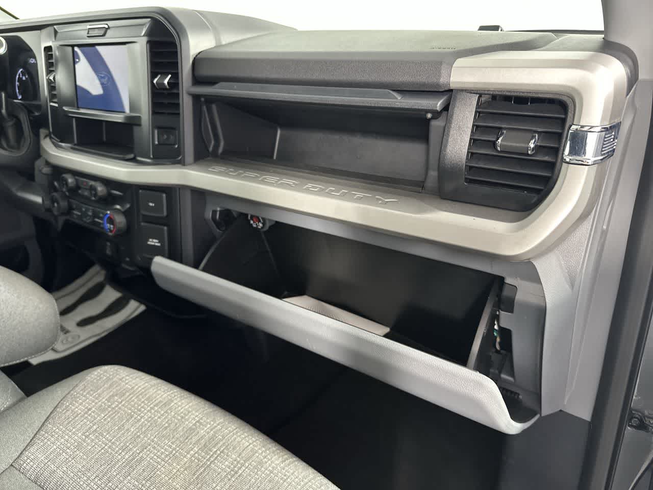 2025 Ford Super Duty F-350 DRW XL