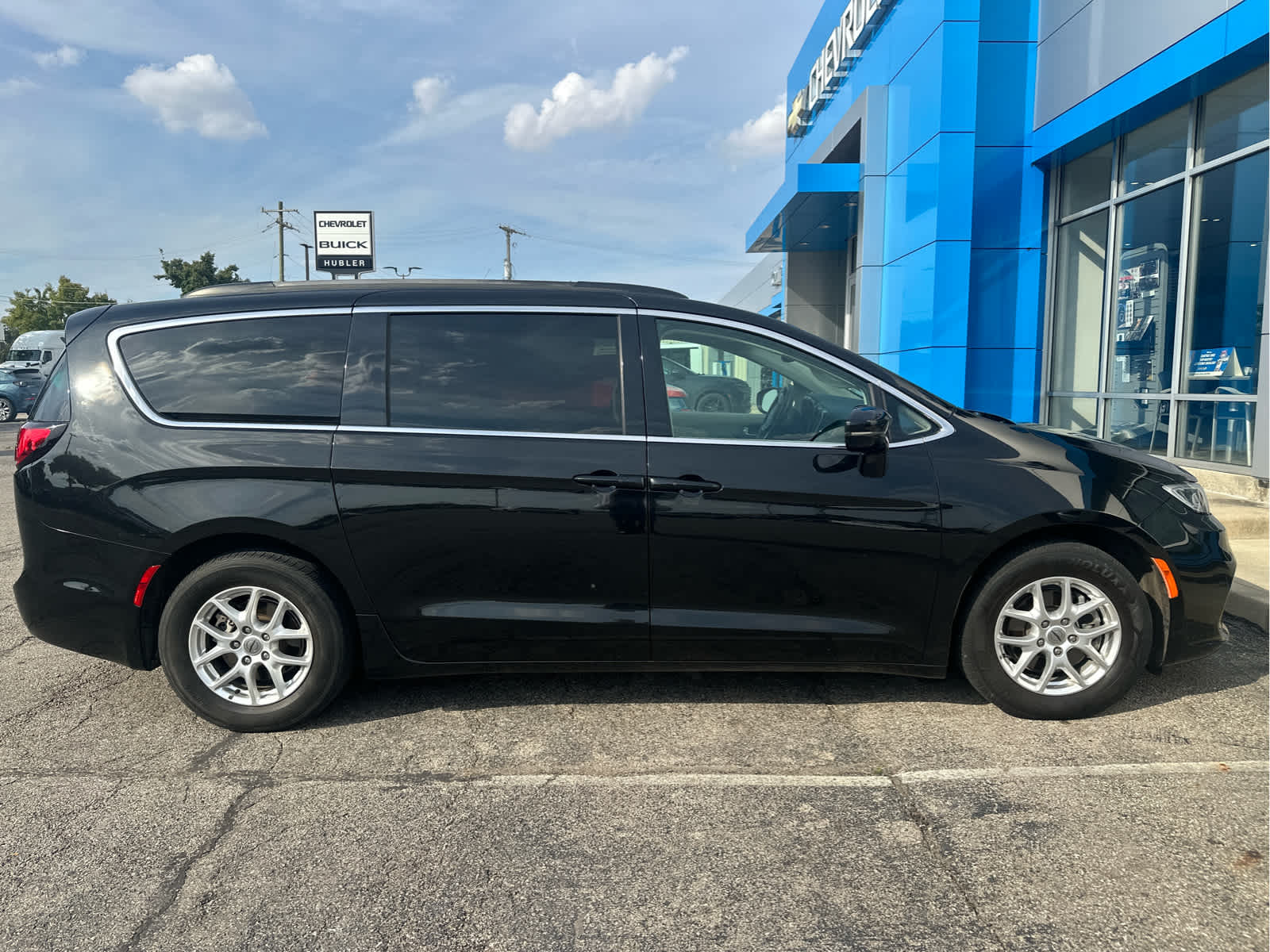 2022 Chrysler Pacifica Touring L