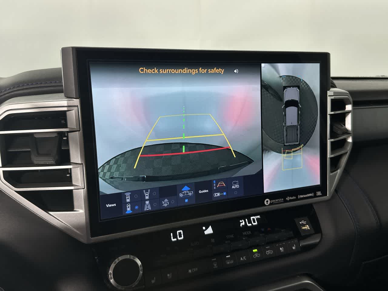 2024 Toyota Tundra Platinum - Photo 17