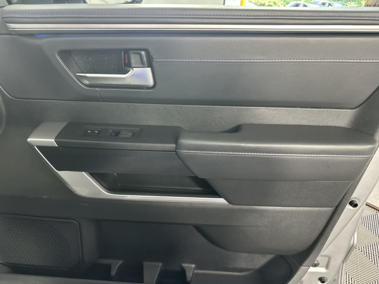 2024 Toyota Tundra Platinum - Photo 25