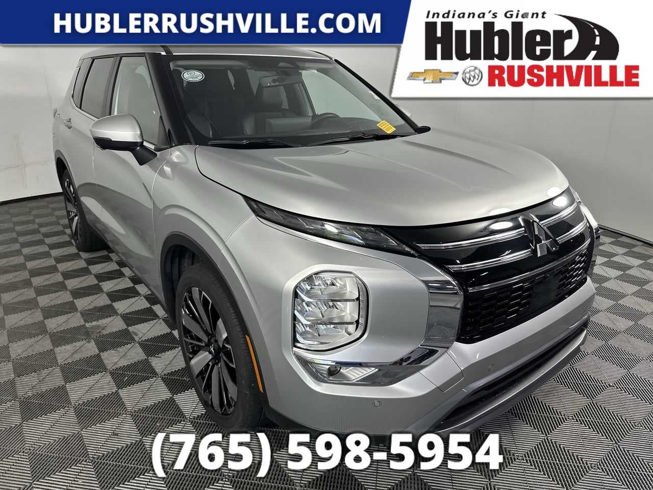 2025 Mitsubishi Outlander SE 2WD's photo