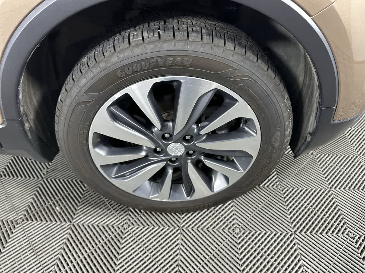 2019 Buick Encore Essence