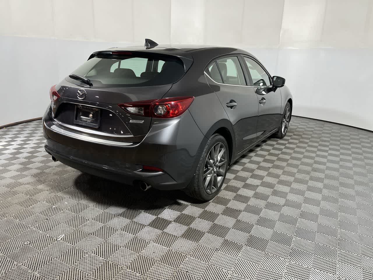 2018 Mazda Mazda3 5-Door Touring