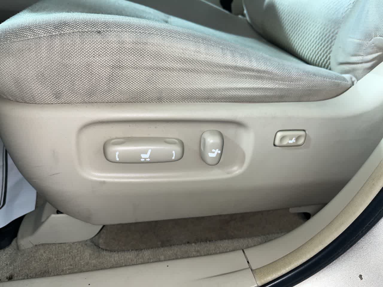 2006 Toyota Highlander w/3rd Row