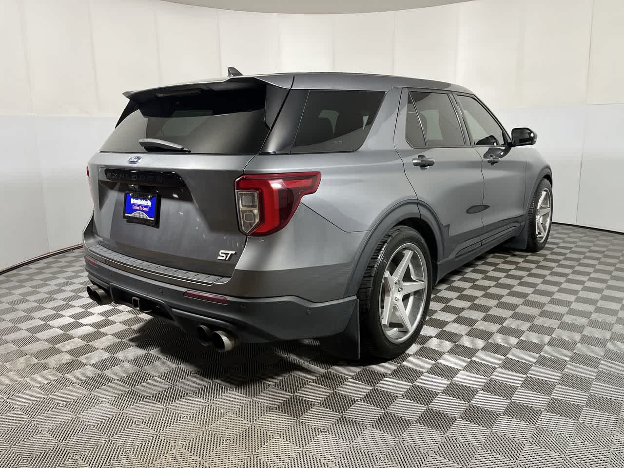 2021 Ford Explorer ST