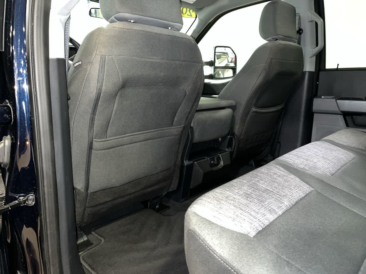 2025 Ford Super Duty F-350 DRW Pickup XLT
