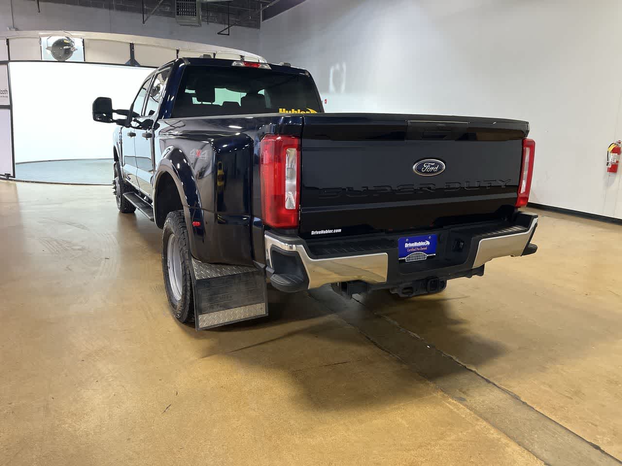 2025 Ford Super Duty F-350 DRW Pickup XLT
