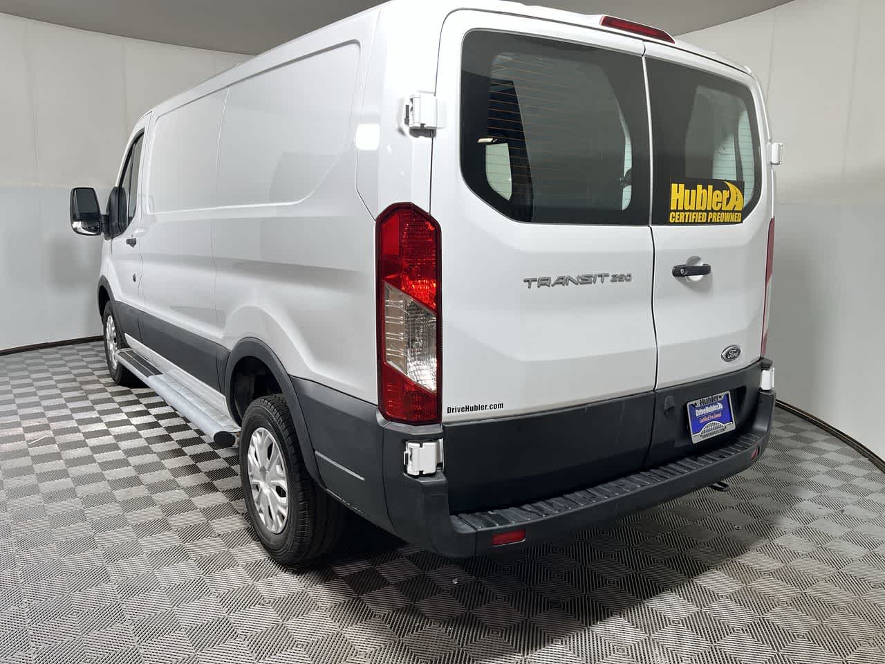 2025 Ford Transit Cargo Van T-250 130" Low Rf 9070 GVWR RWD
