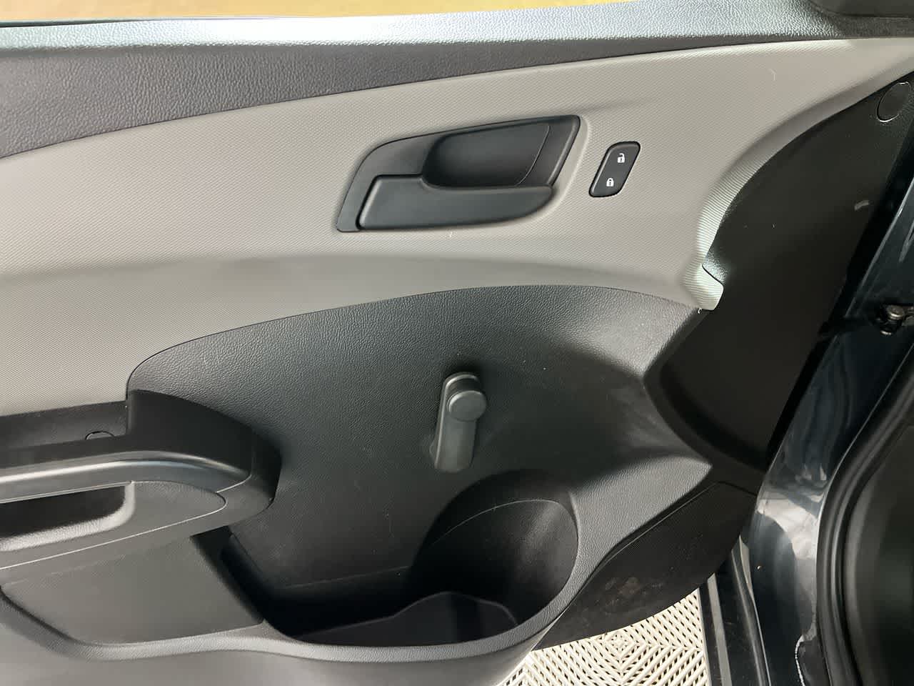 2017 Chevrolet Sonic LS