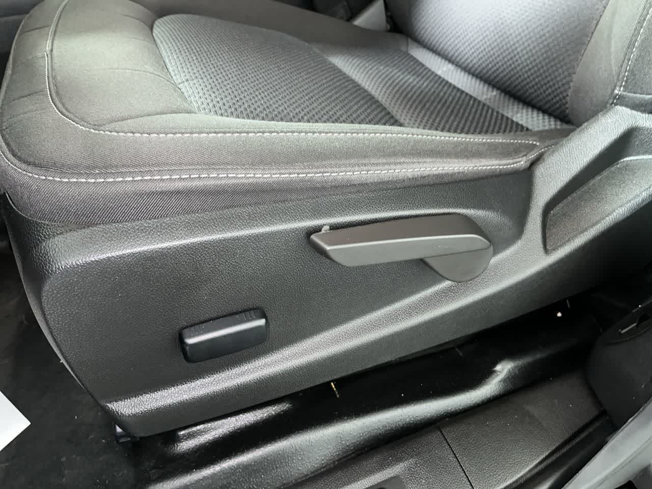 2022 Chevrolet Colorado 2WD LT