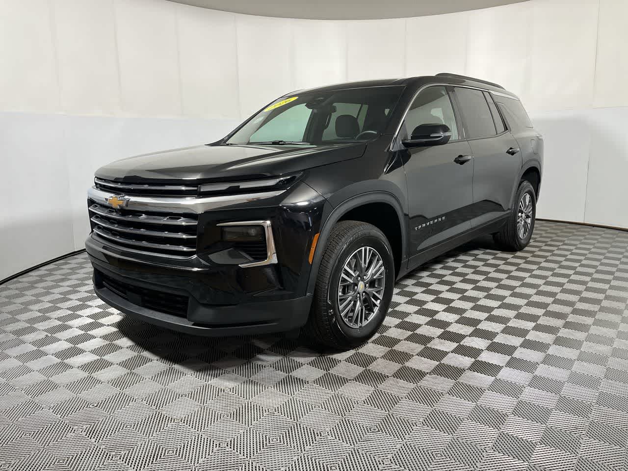 2026 Chevrolet Traverse AWD LT