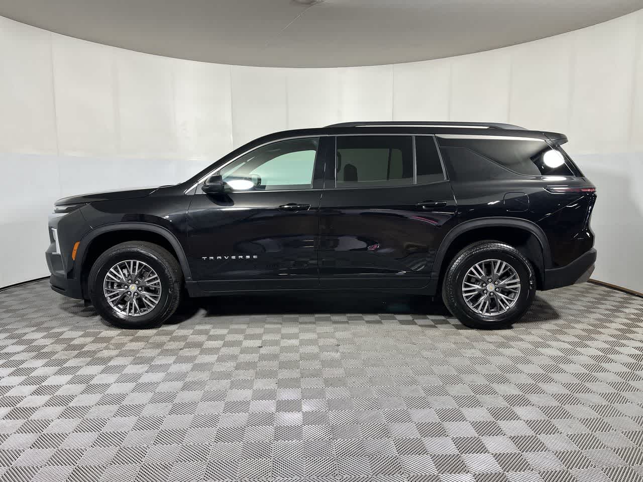 2026 Chevrolet Traverse AWD LT