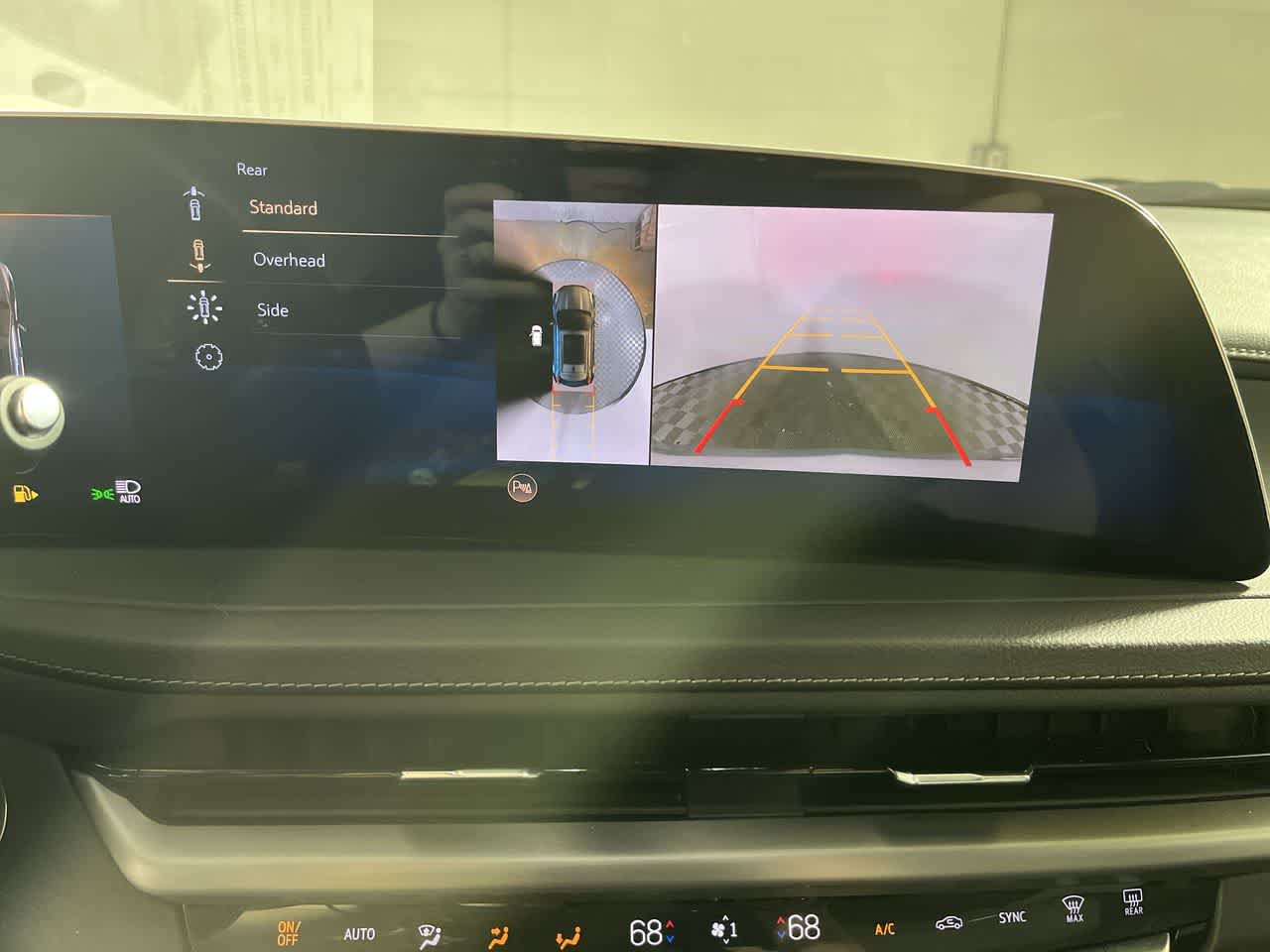 2025 Cadillac XT4 FWD Premium Luxury