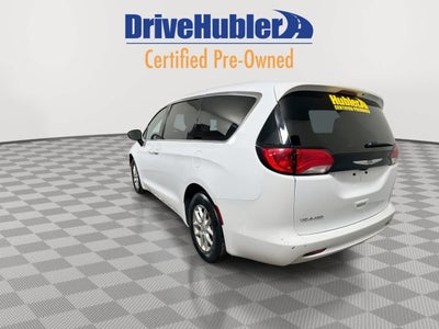 2024 Chrysler Voyager LX