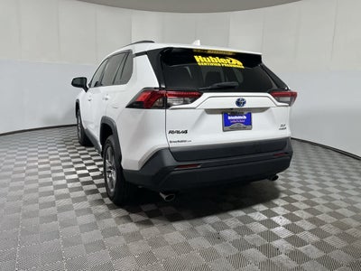 2022 Toyota RAV4 Hybrid XLE