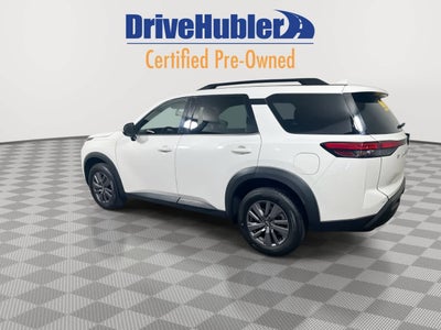 2025 Nissan Pathfinder SV