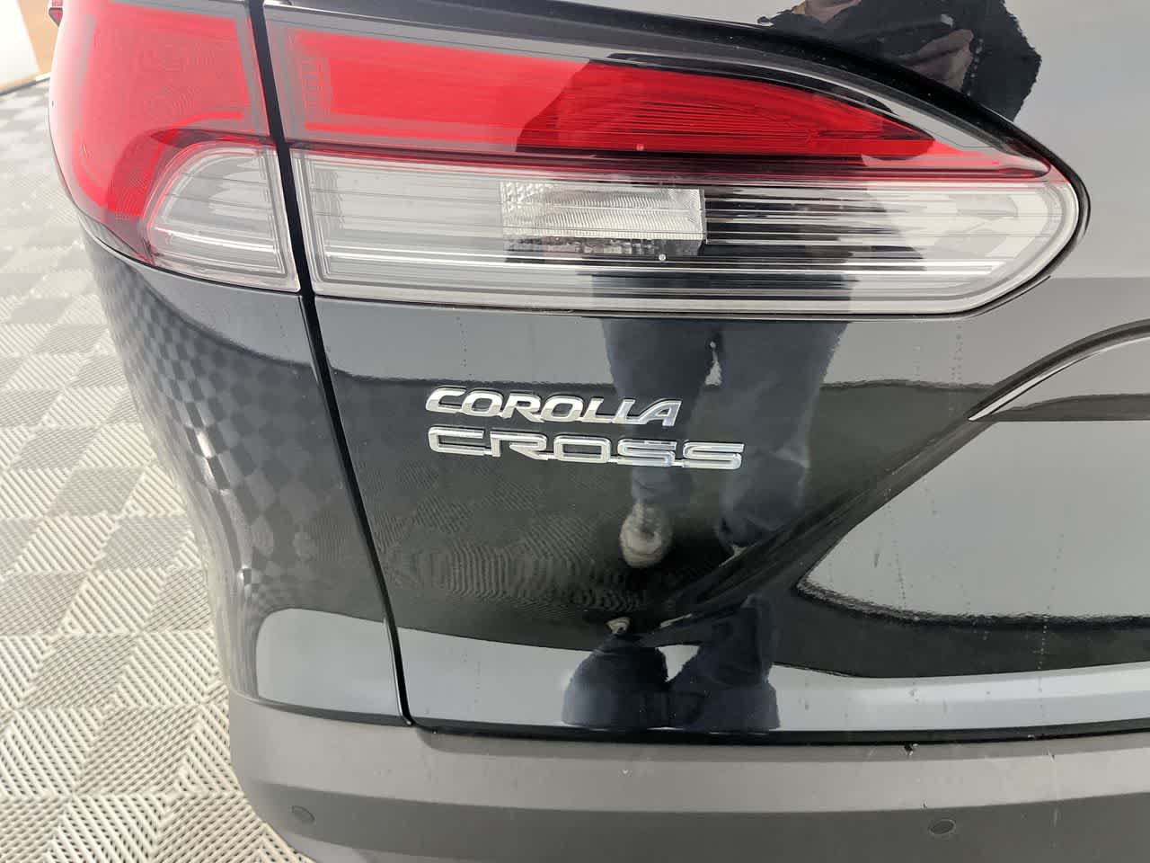 2025 Toyota Corolla Cross XLE