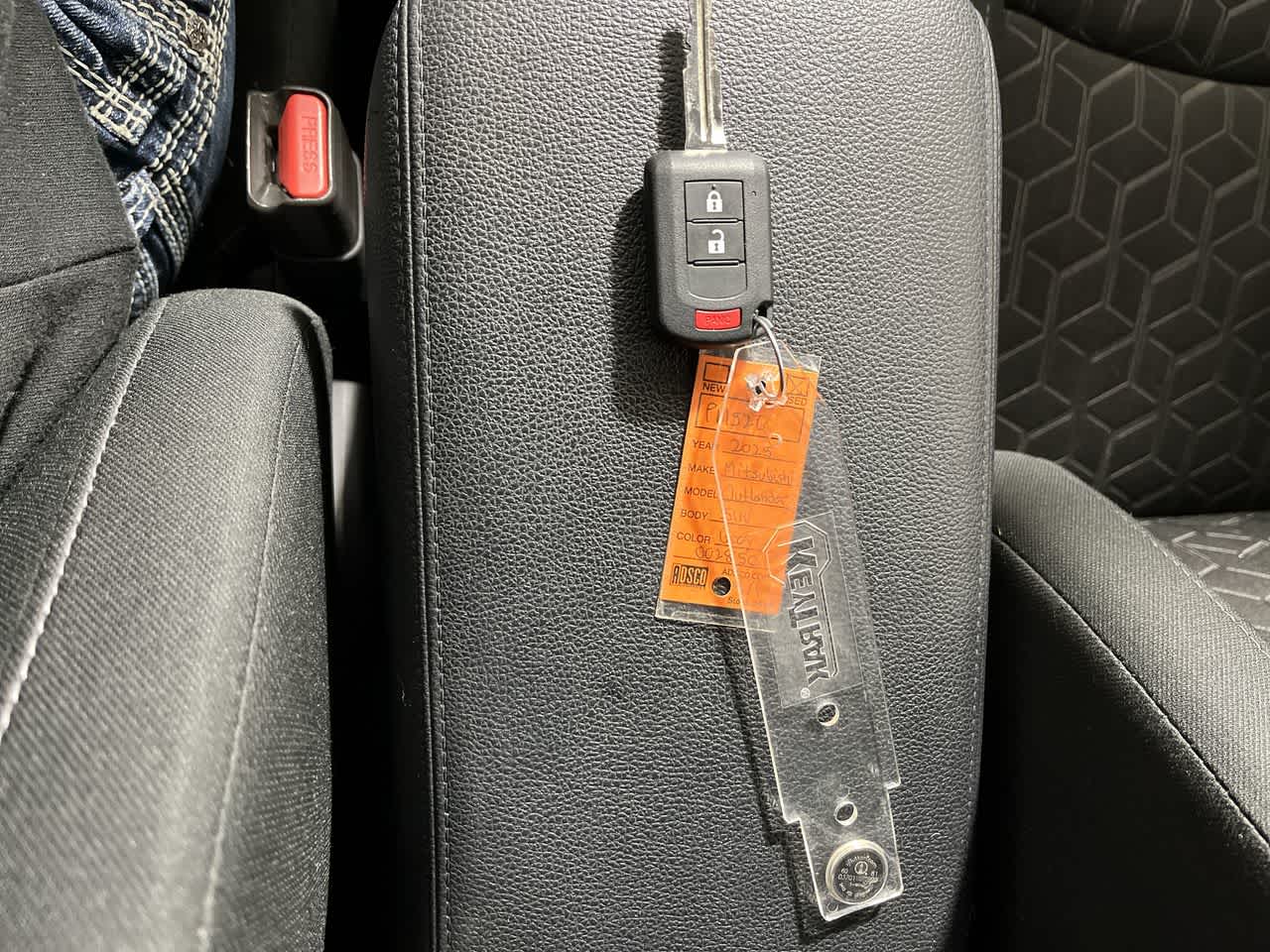 2025 Mitsubishi Outlander Sport ES