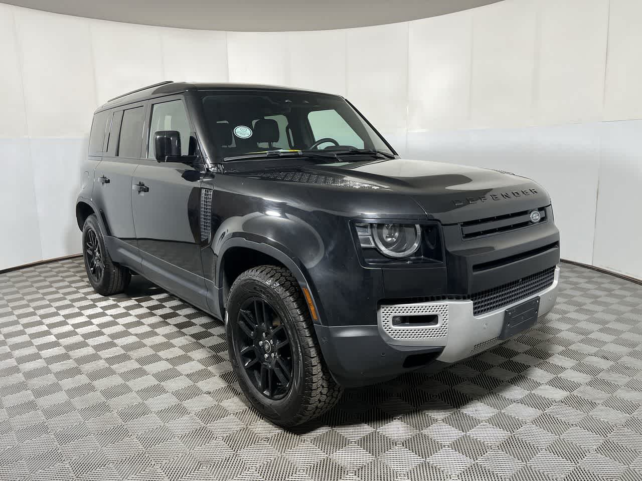 2025 Land Rover Defender S