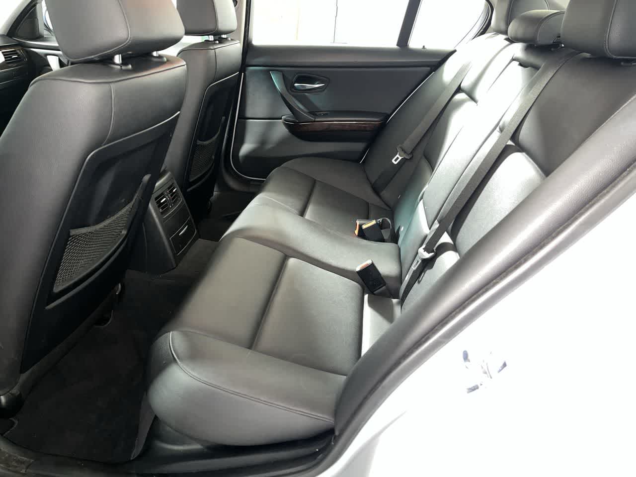 2006 BMW 325i 325i