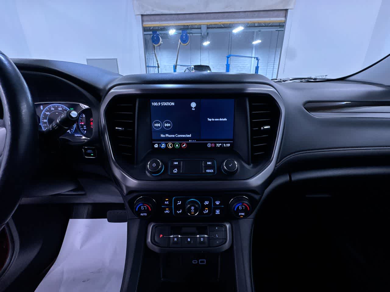 2021 GMC Acadia AT4
