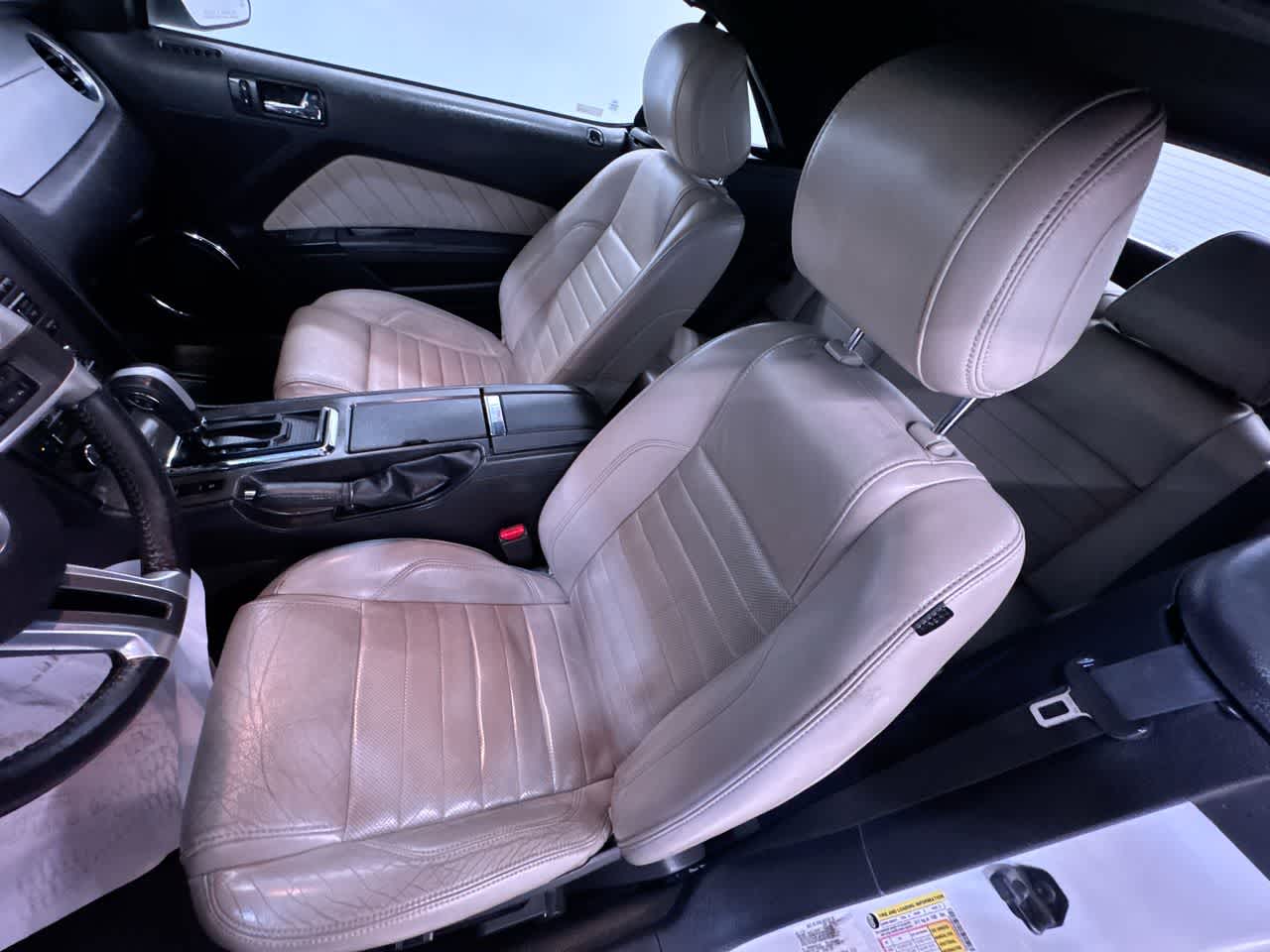 2014 Ford Mustang V6 Premium