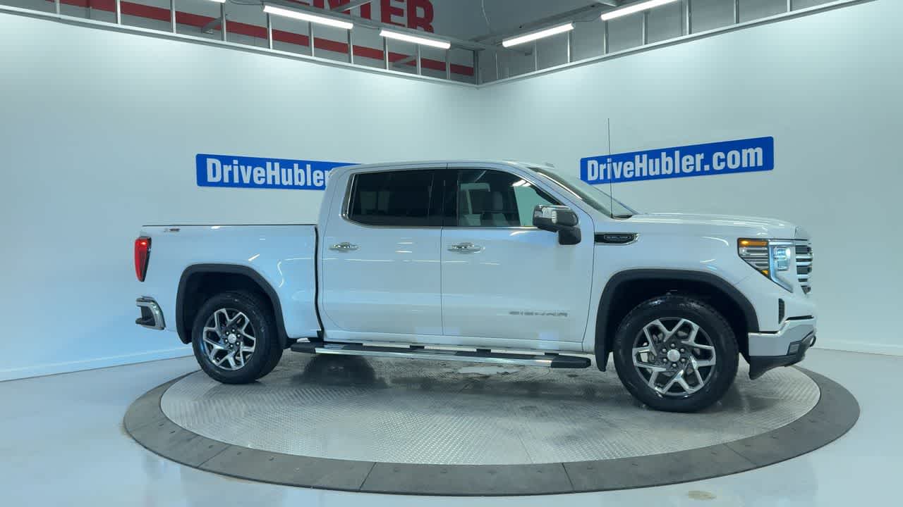 2024 GMC Sierra 1500 SLT