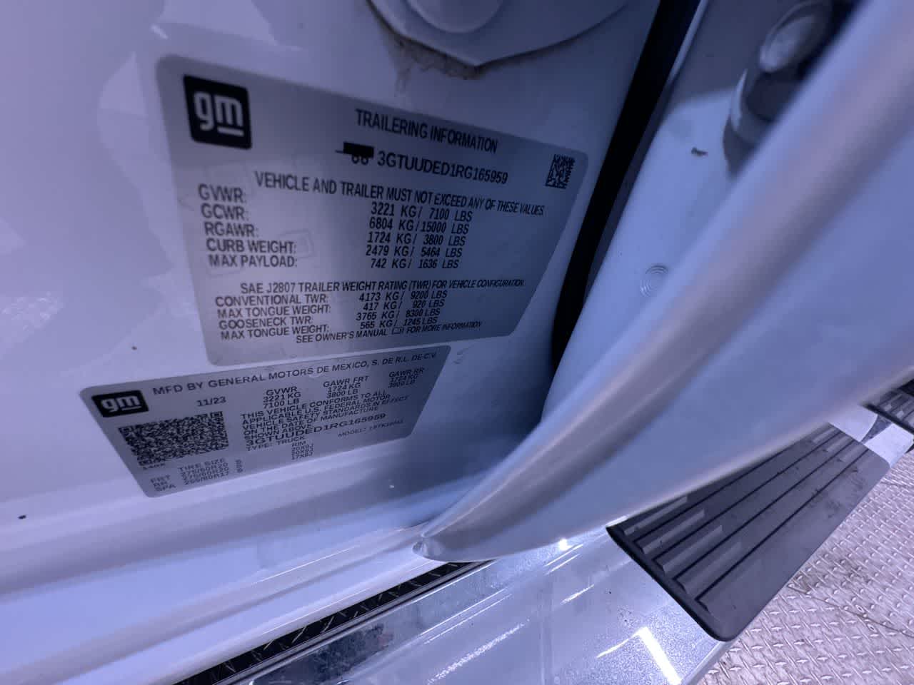 2024 GMC Sierra 1500 SLT