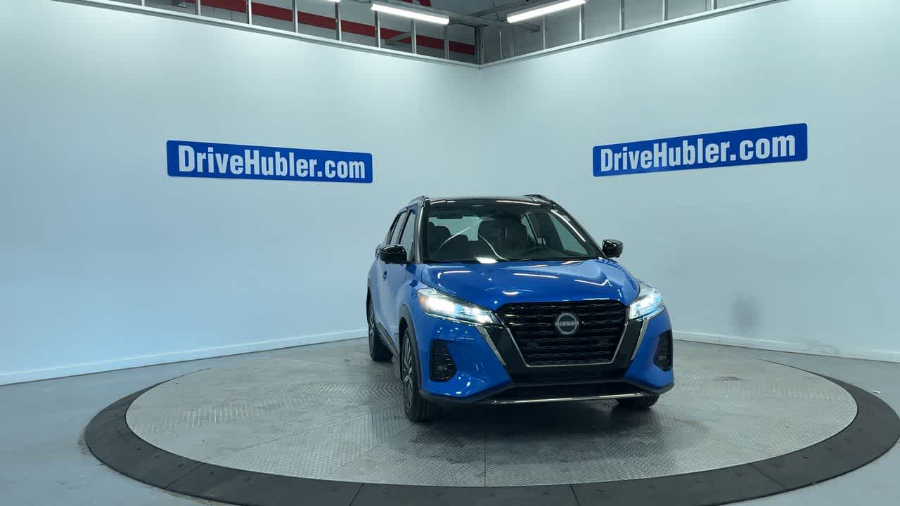 2023 Nissan Kicks SR