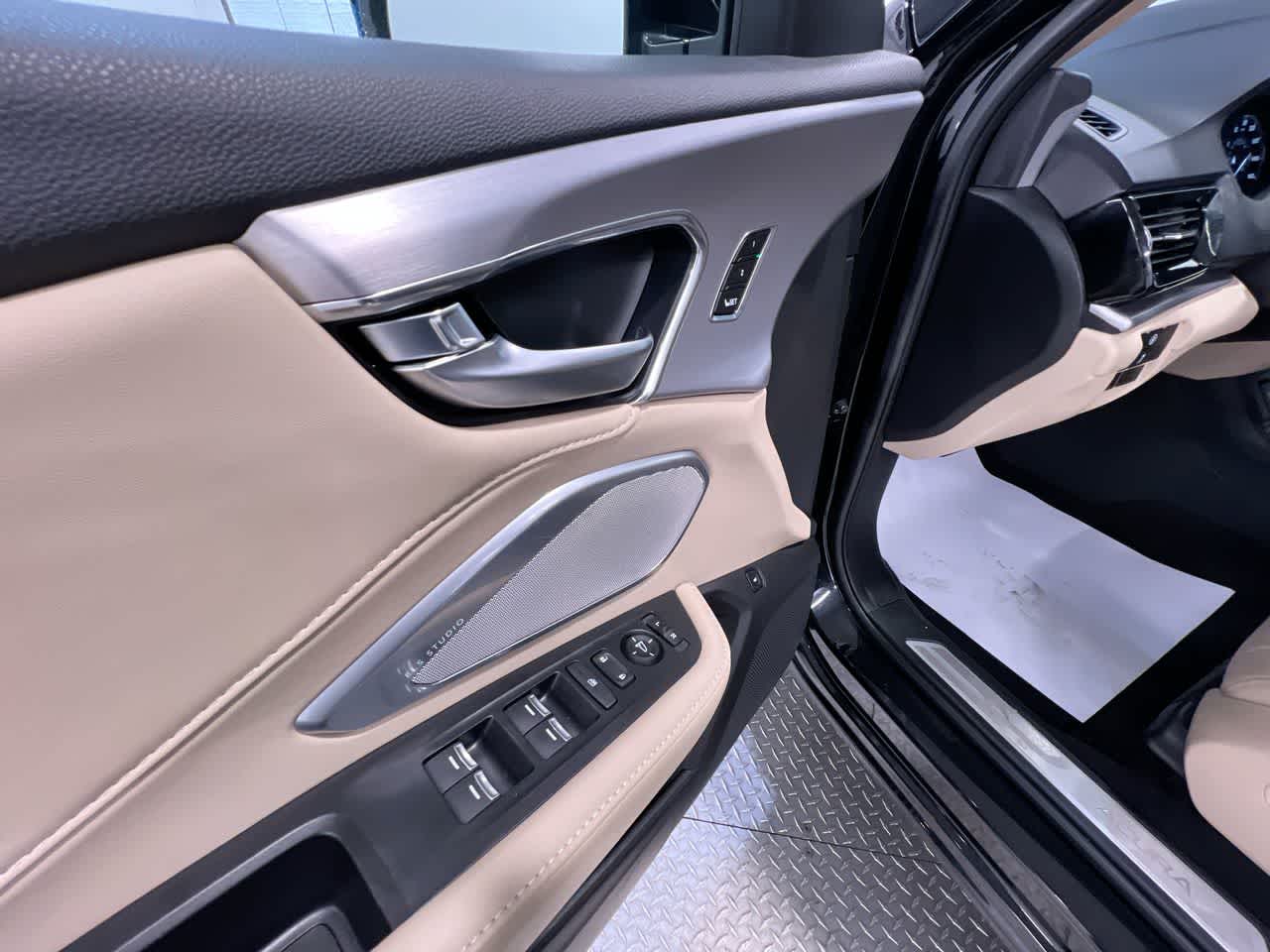 2023 Acura RDX w/Technology Package