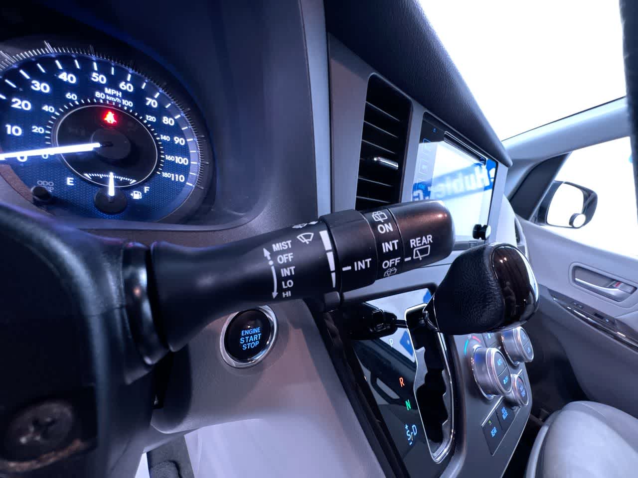 2016 Toyota Sienna XLE