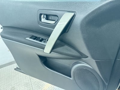 2011 Nissan Rogue SV