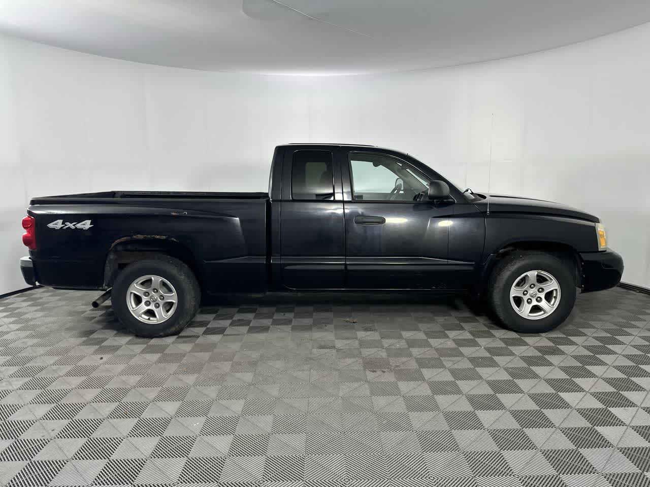 2005 Dodge Dakota SLT