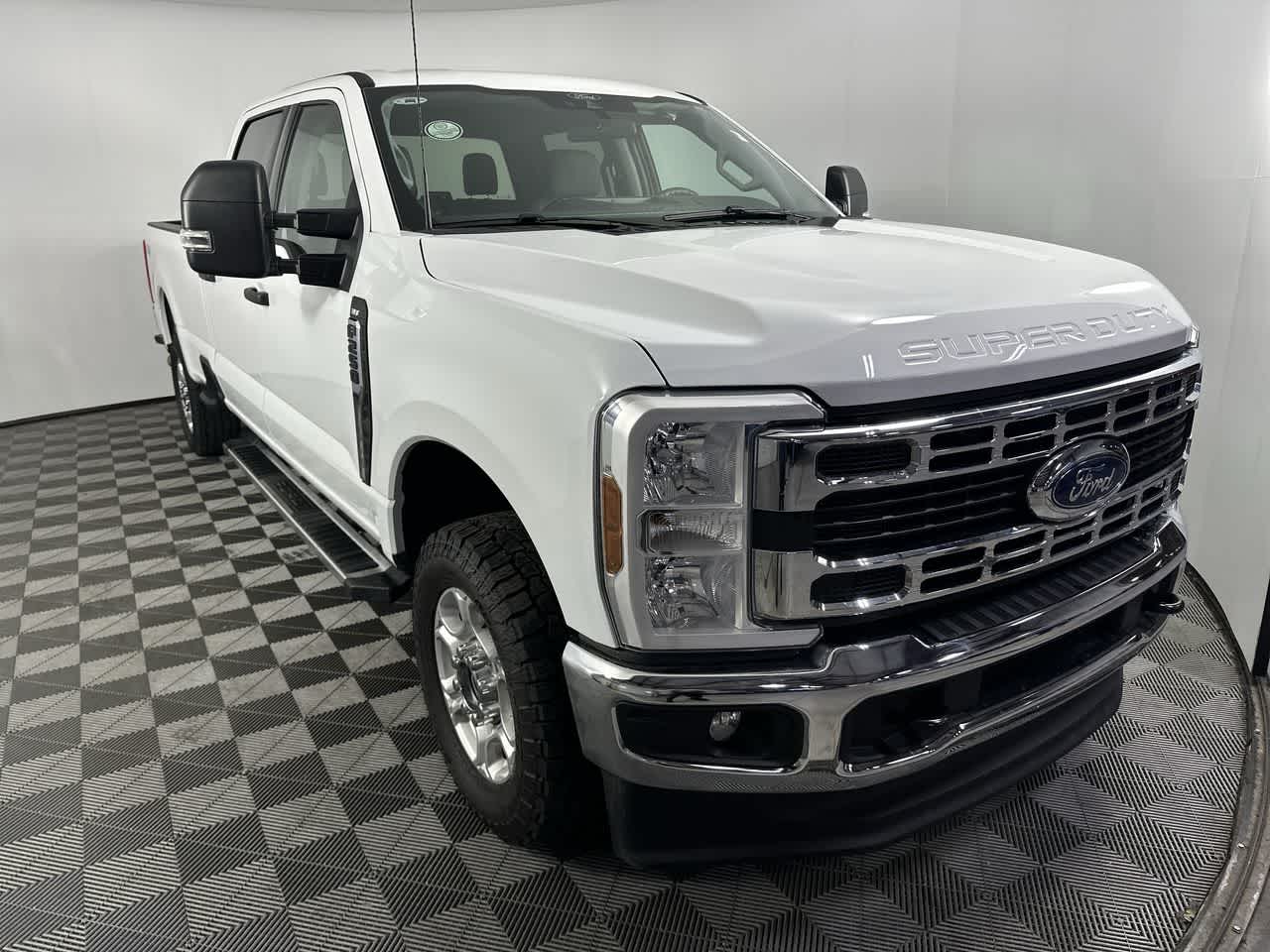 2025 Ford Super Duty F-250 Pickup XLT