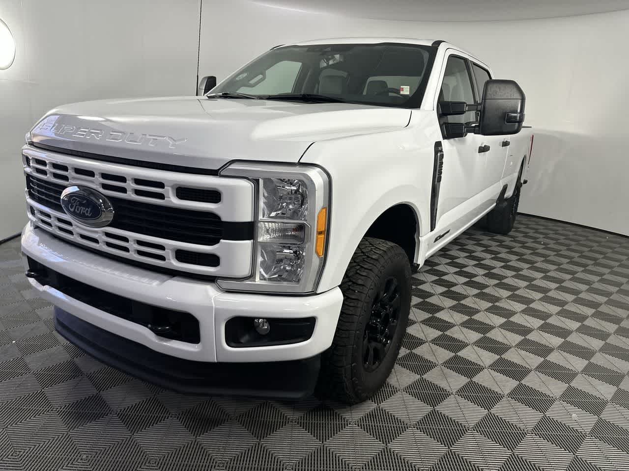 2023 Ford Super Duty F-250 SRW XLT
